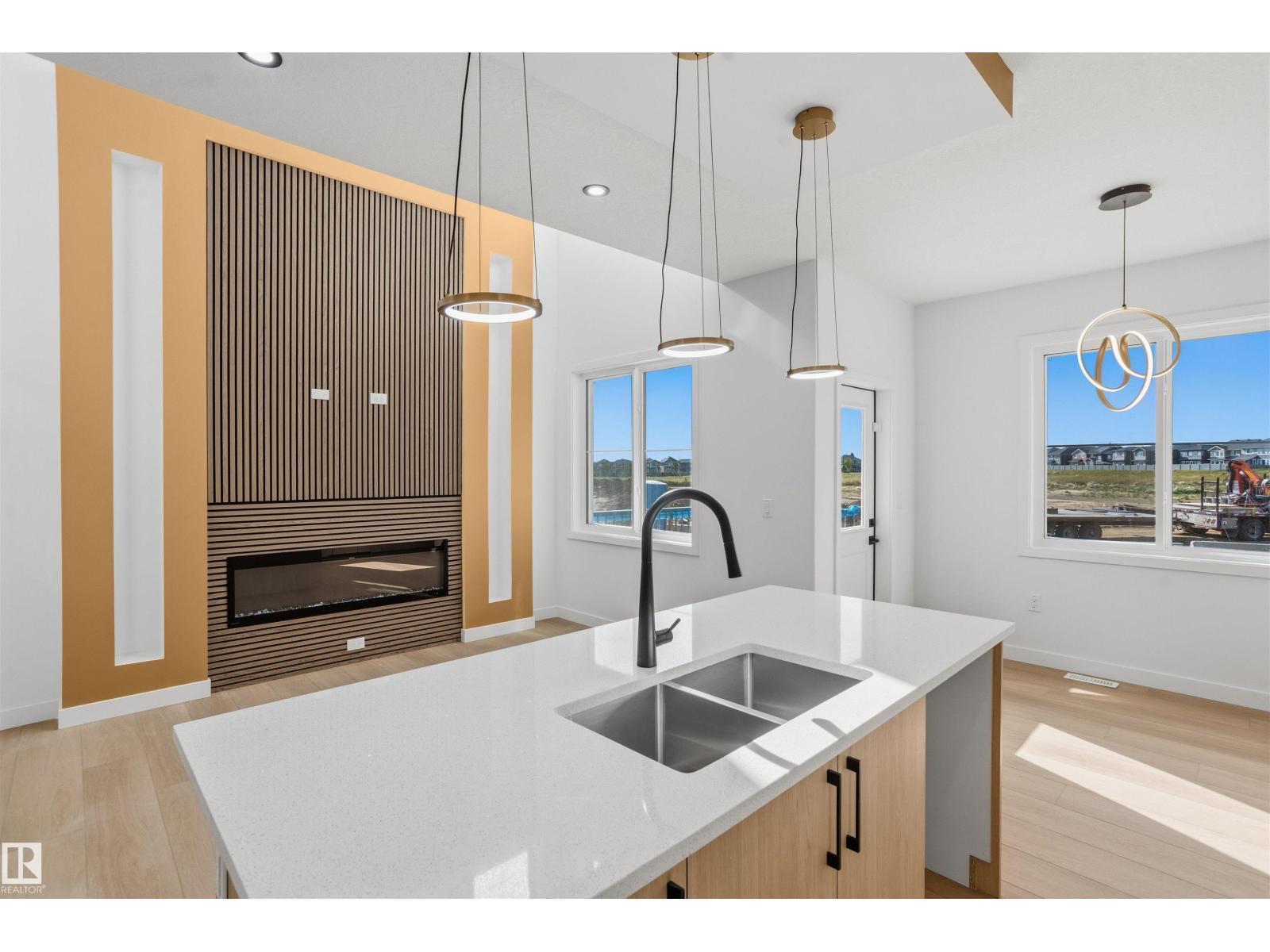 8506 223A ST NW - 14