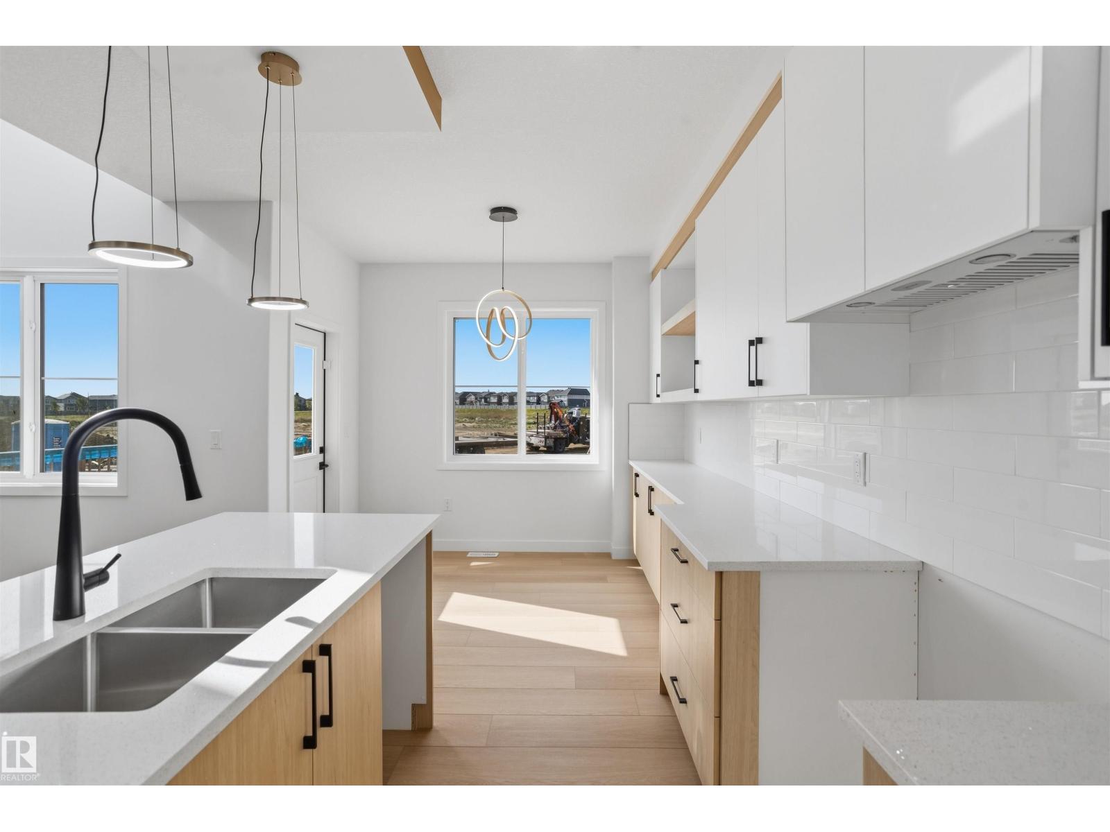 8506 223A ST NW - 15