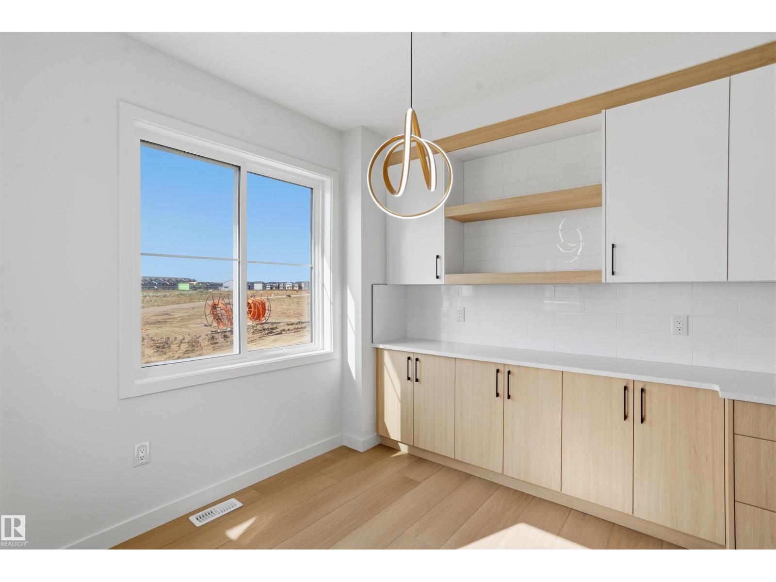 8506 223A ST NW - Image 16
