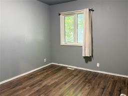 434 Jamison Avenue, Winnipeg, MB R2K1N0 Photo 12