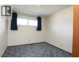 58 N 1a Street E, Magrath, AB T0K1J0 Photo 19