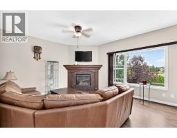 Dining room - 212 Aspenmere Close, Chestermere, AB T1X0G3 Photo 8