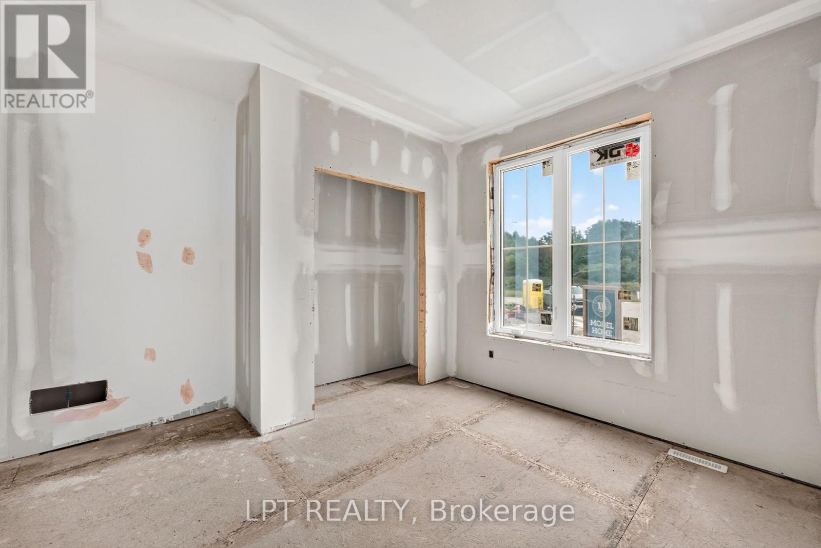 207 MERRITT COURT, North Middlesex (Parkhill) — photo 4