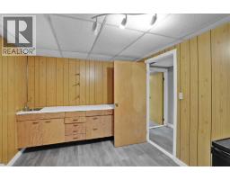 5009 41 Street Close, Innisfail, AB T4G1H8 Photo 32