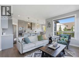 Bedroom - 108 Hillcrest Avenue Sw, Airdrie, AB T4B4C8 Photo 12