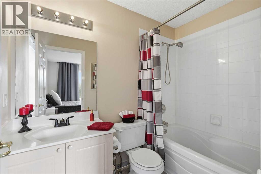 54 Cougar Ridge Bay SW - photo 15