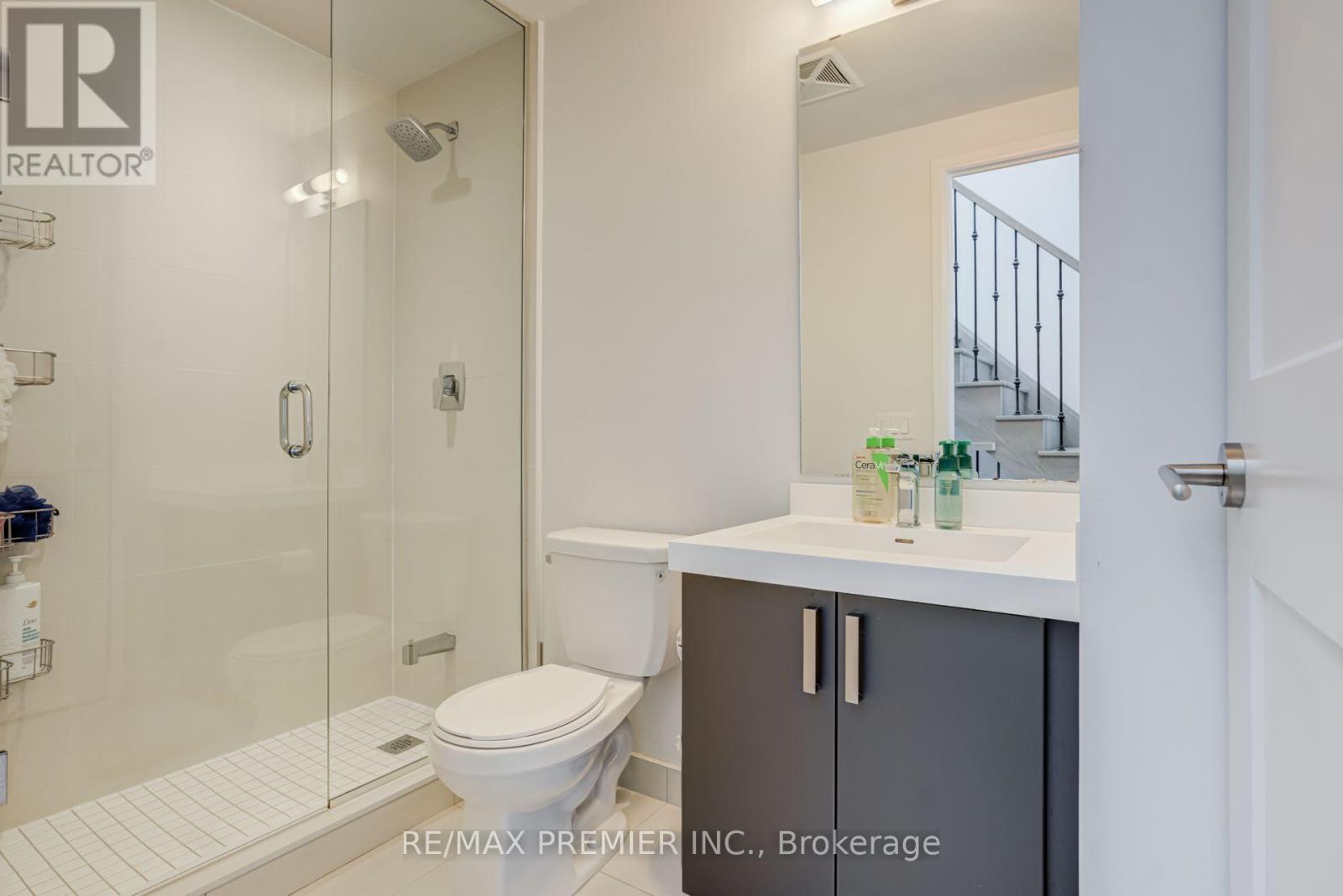 #TH 5 1010 PORTAGE PARKWAY - 22