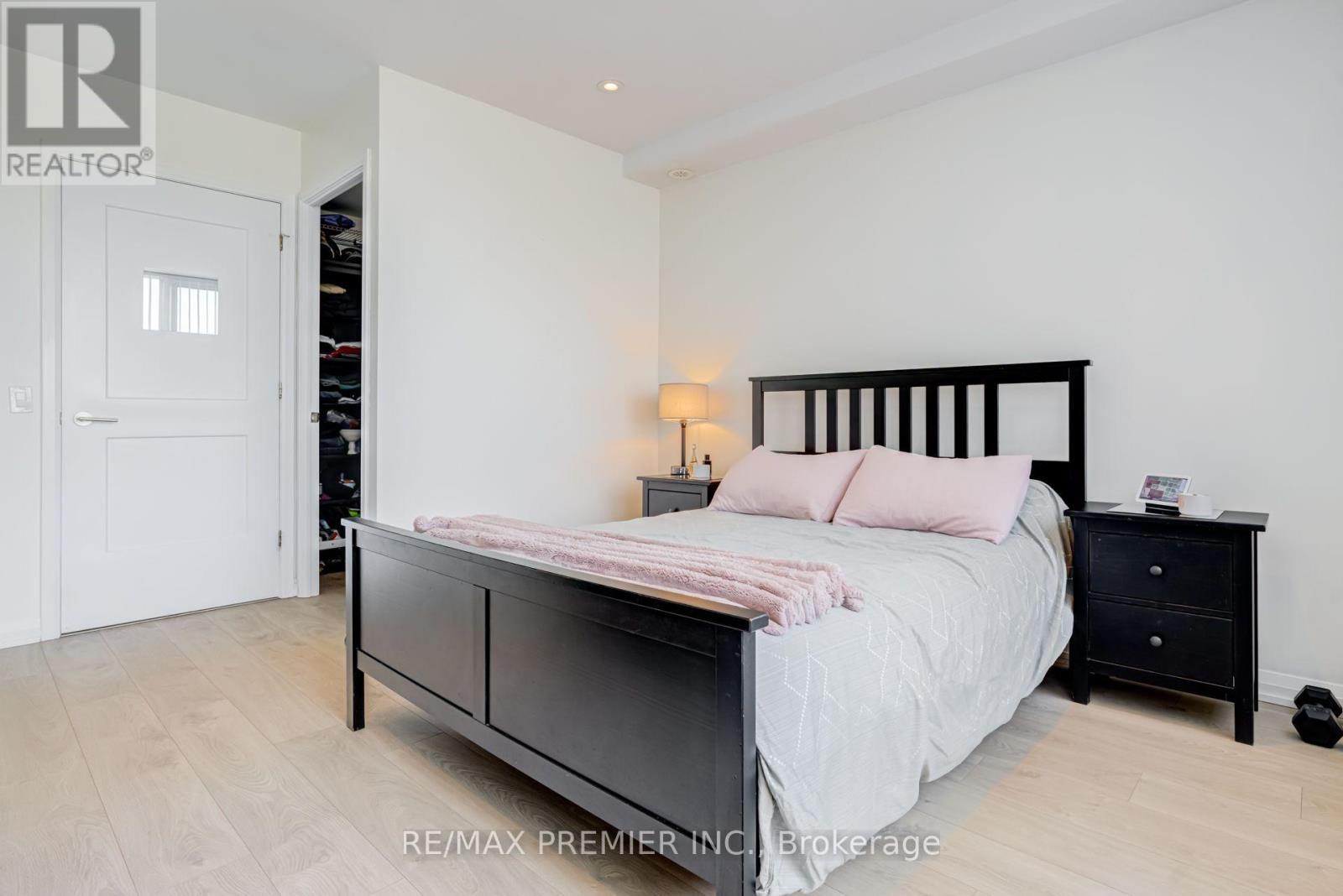 #TH 5 1010 PORTAGE PARKWAY - Image 26