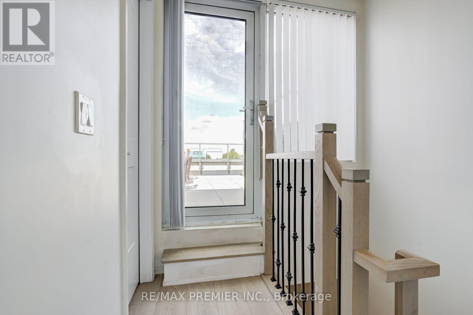 #TH 5 1010 PORTAGE PARKWAY - Image 28