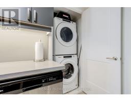 5 - 1010 Portage Parkway, Vaughan, ON L4K0K3 Photo 12