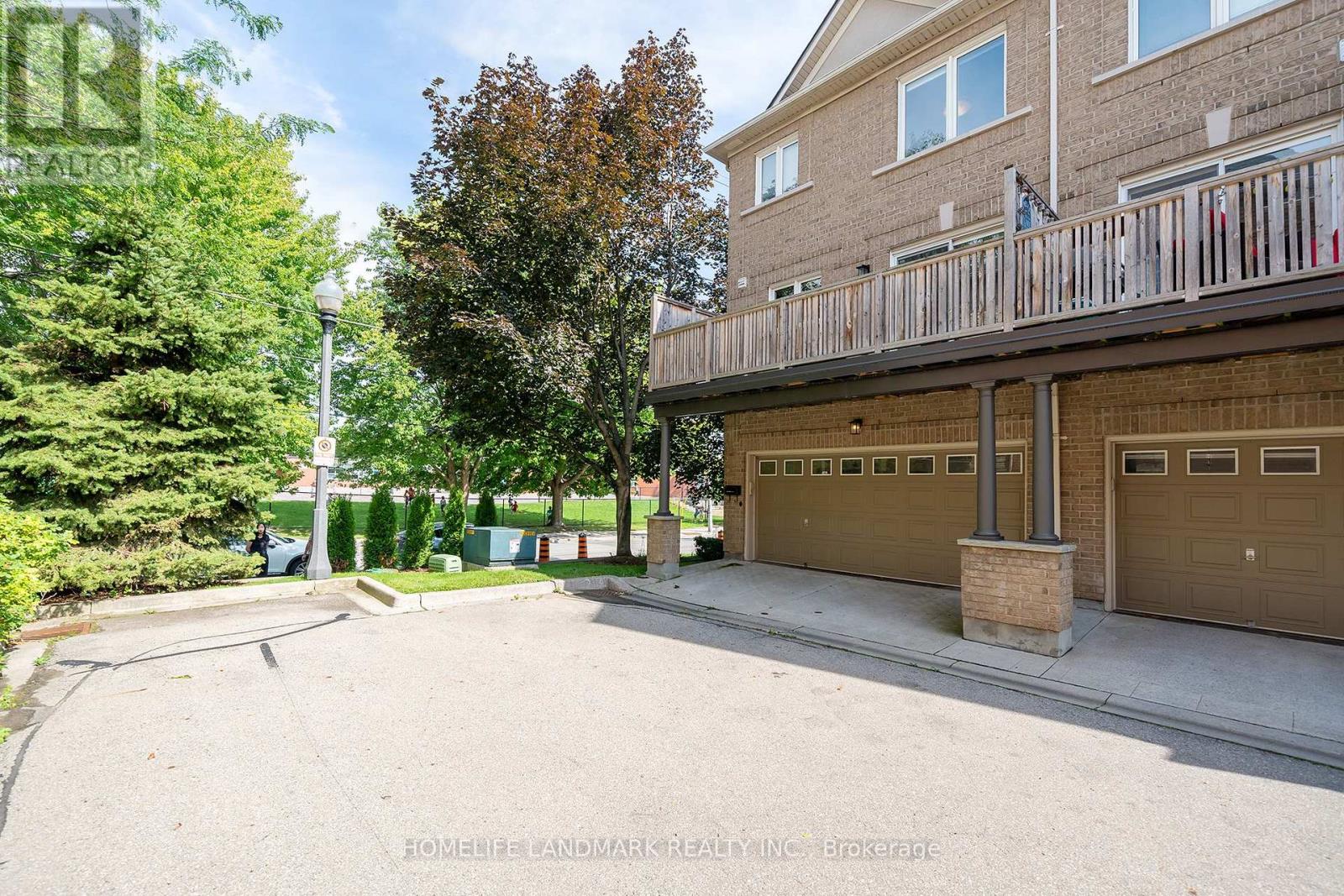 #15 130 PARK STREET E - 10