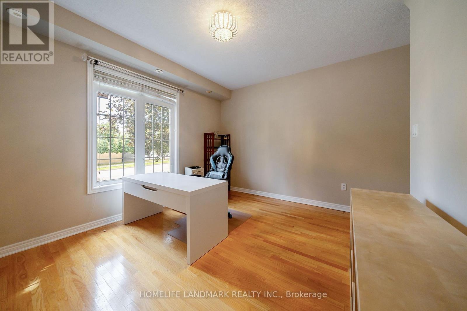130 PARK STREET E - 12