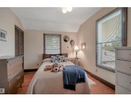 10524 75 Av Nw, Edmonton, AB T6E1J4 Photo 29