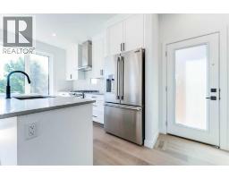 73 7 Street NE - photo 6