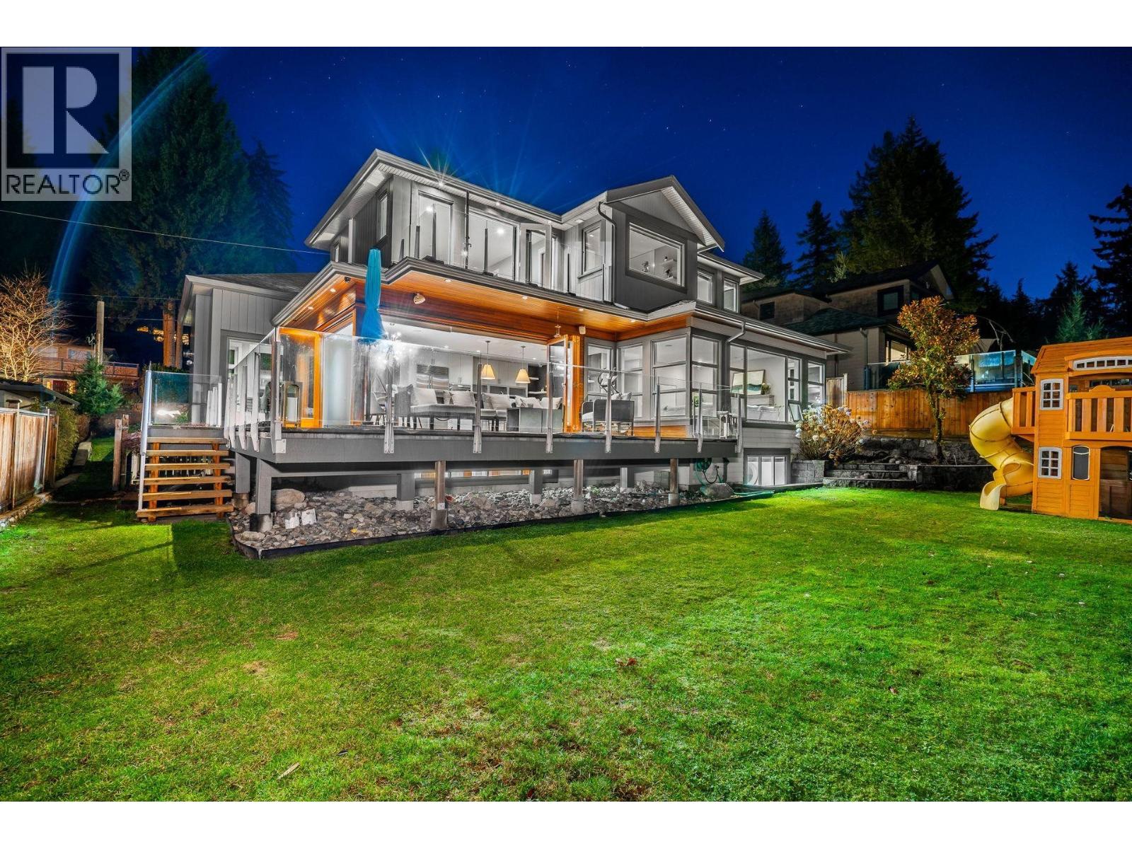649 SYLVAN AVENUE, Vancouver