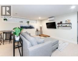 649 Sylvan Avenue, Vancouver, BC V7R2E8 Photo 18