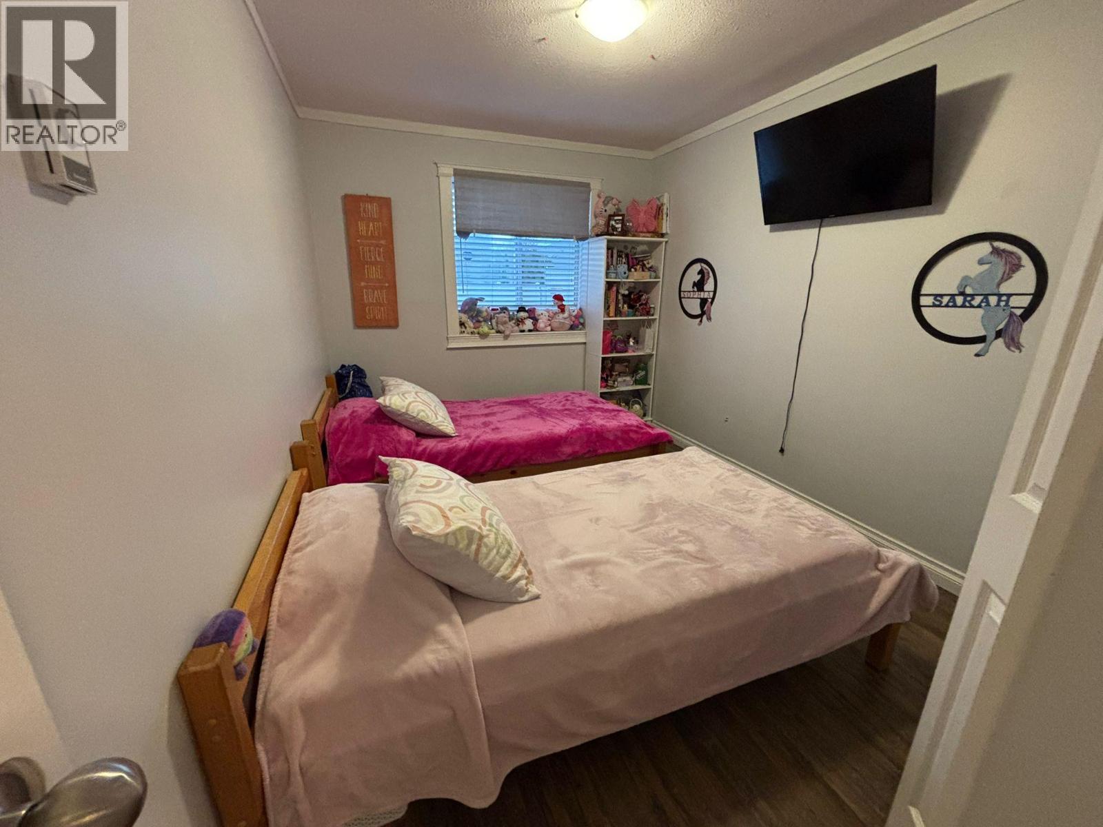 190 3854 Gordon Drive, Kelowna