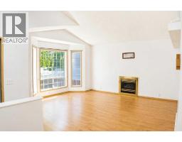 16 Martinridge Way NE - photo 4