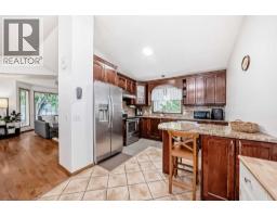 16 Martinridge Way NE - photo 17