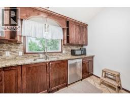 16 Martinridge Way NE - photo 10