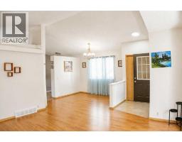 16 Martinridge Way NE - photo 6