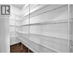 4pc Bathroom - 309 Everridge Drive Sw, Calgary, AB T2Y5E6 Photo 19