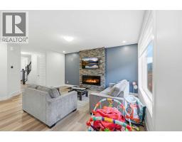 5pc Bathroom - 228 Carringham Road Nw, Calgary, AB T3J1V4 Photo 11