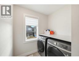 228 Carringham Road Nw, Calgary, AB T3J1V4 Photo 28