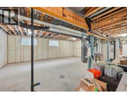 228 Carringham Road Nw, Calgary, AB T3J1V4 Photo 43