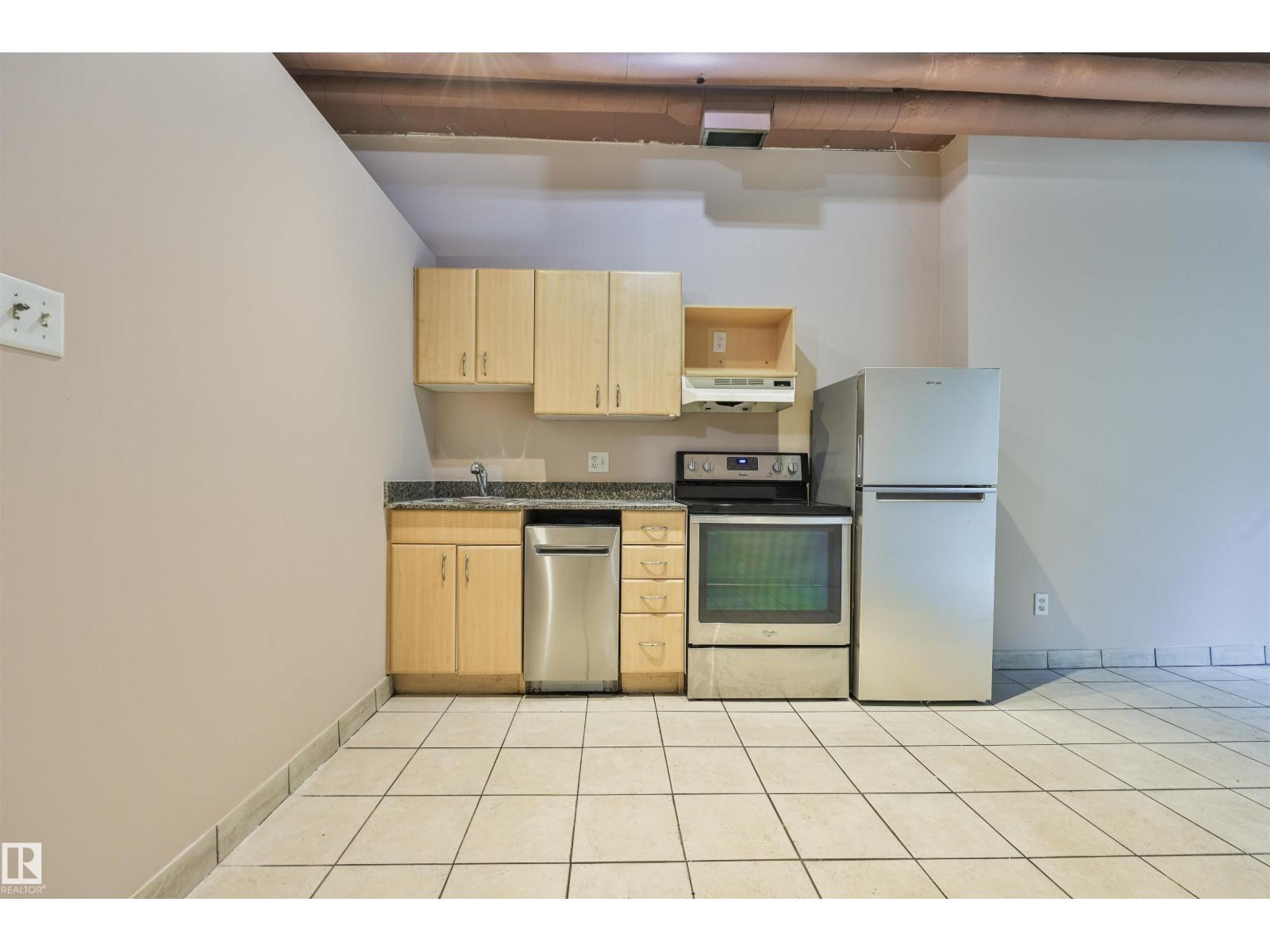 #706 10024 JASPER AV NW - 11