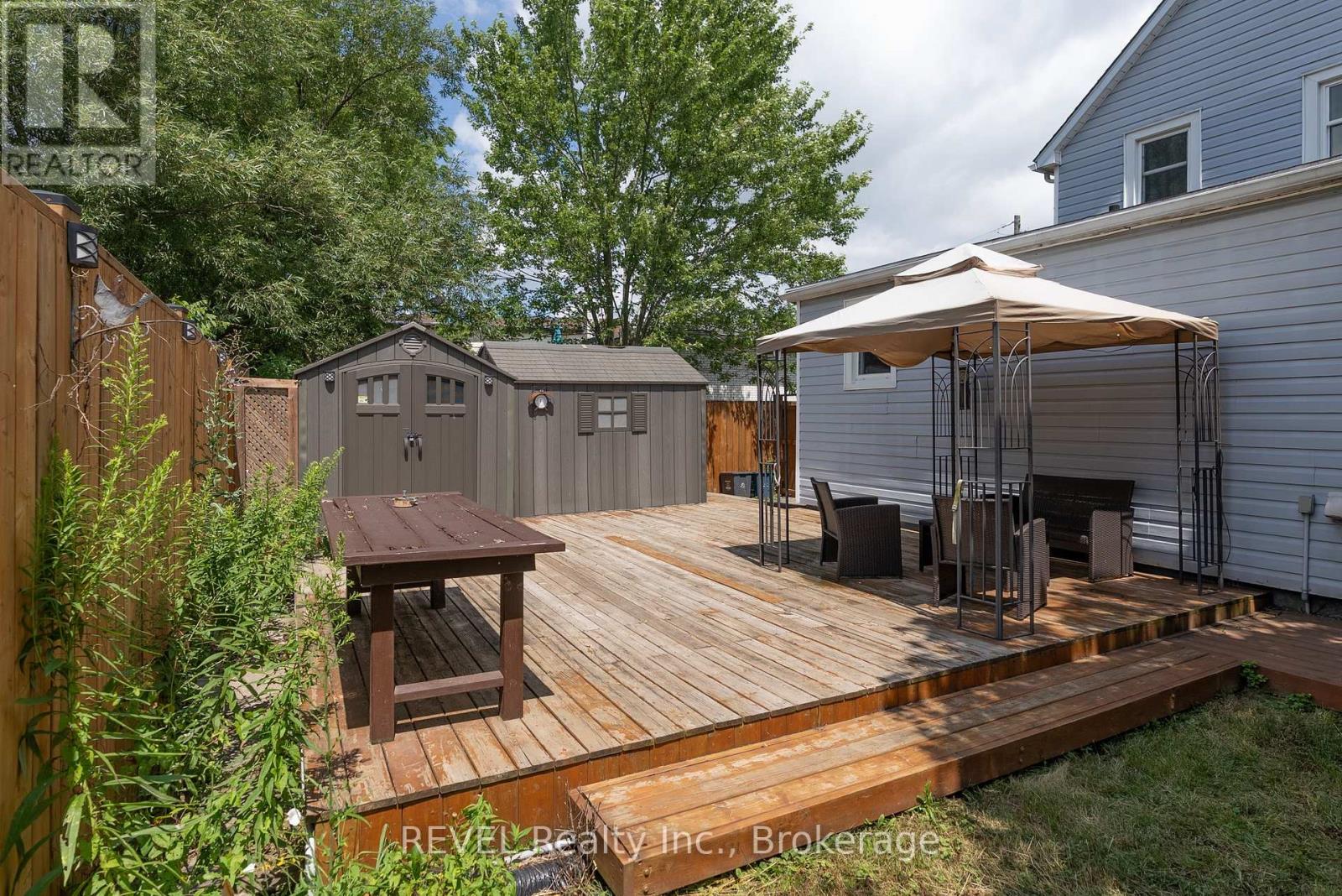 650 DEERE STREET - 25