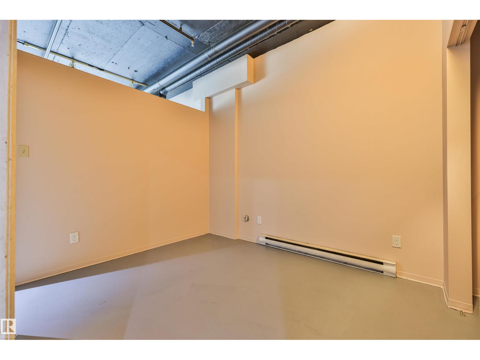 #701 10024 JASPER AV NW - 5