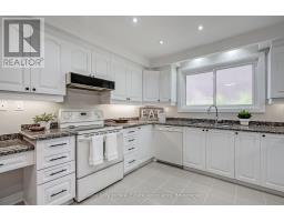 2553 Annelyn Court, Mississauga, ON L5C2Z7 Photo 17