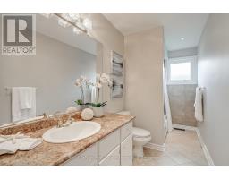 2553 Annelyn Court, Mississauga, ON L5C2Z7 Photo 26