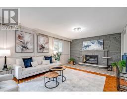 2553 Annelyn Court, Mississauga, ON L5C2Z7 Photo 30