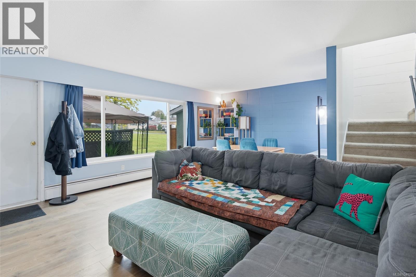 #9 4110 Kendall Ave - 3