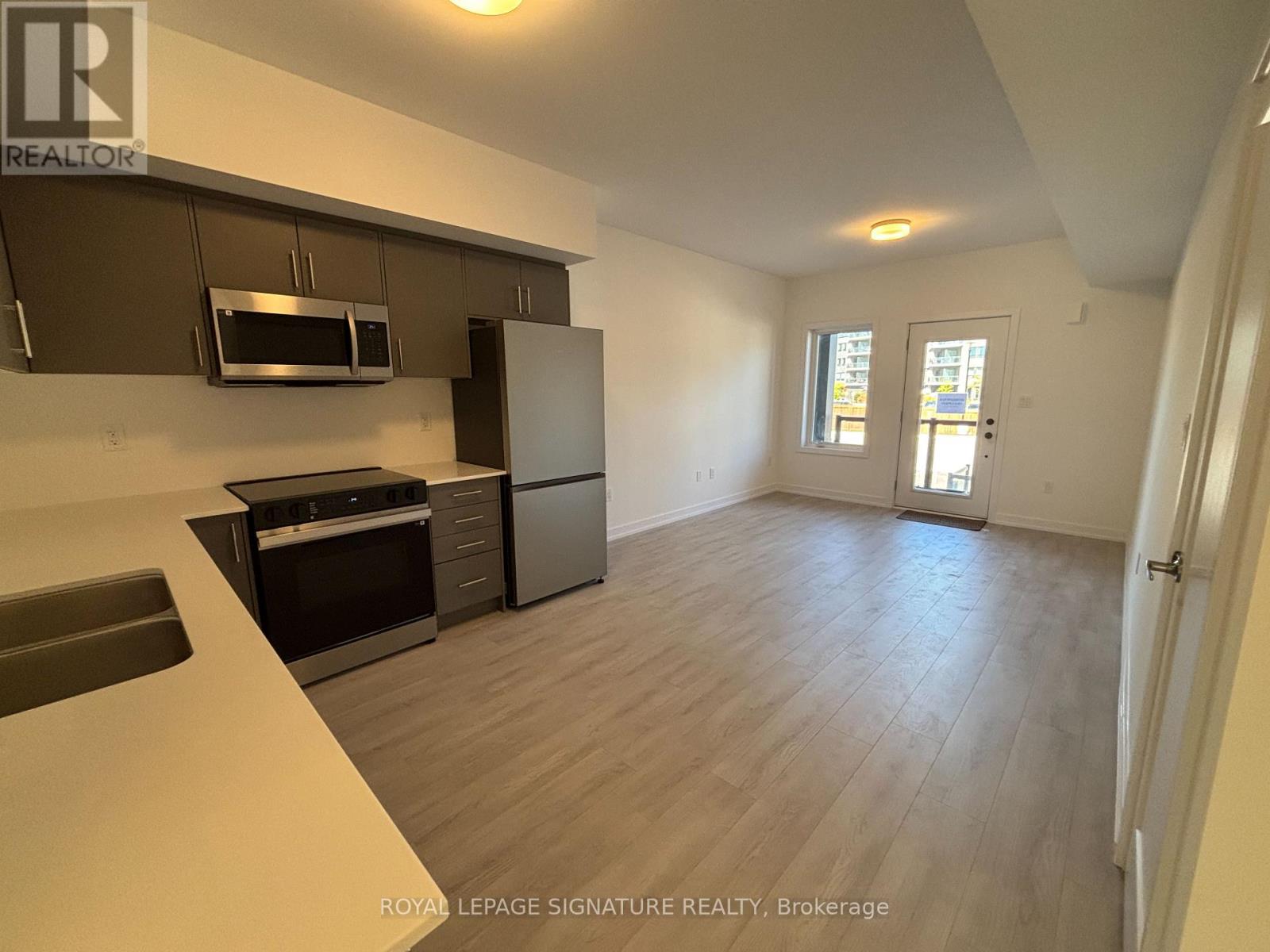 28 - 42 LOWES ROAD W, Guelph (Clairfields/Hanlon Business Park) — photo 2