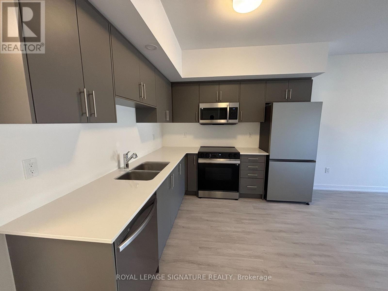 28 - 42 LOWES ROAD W, Guelph (Clairfields/Hanlon Business Park) — photo 3
