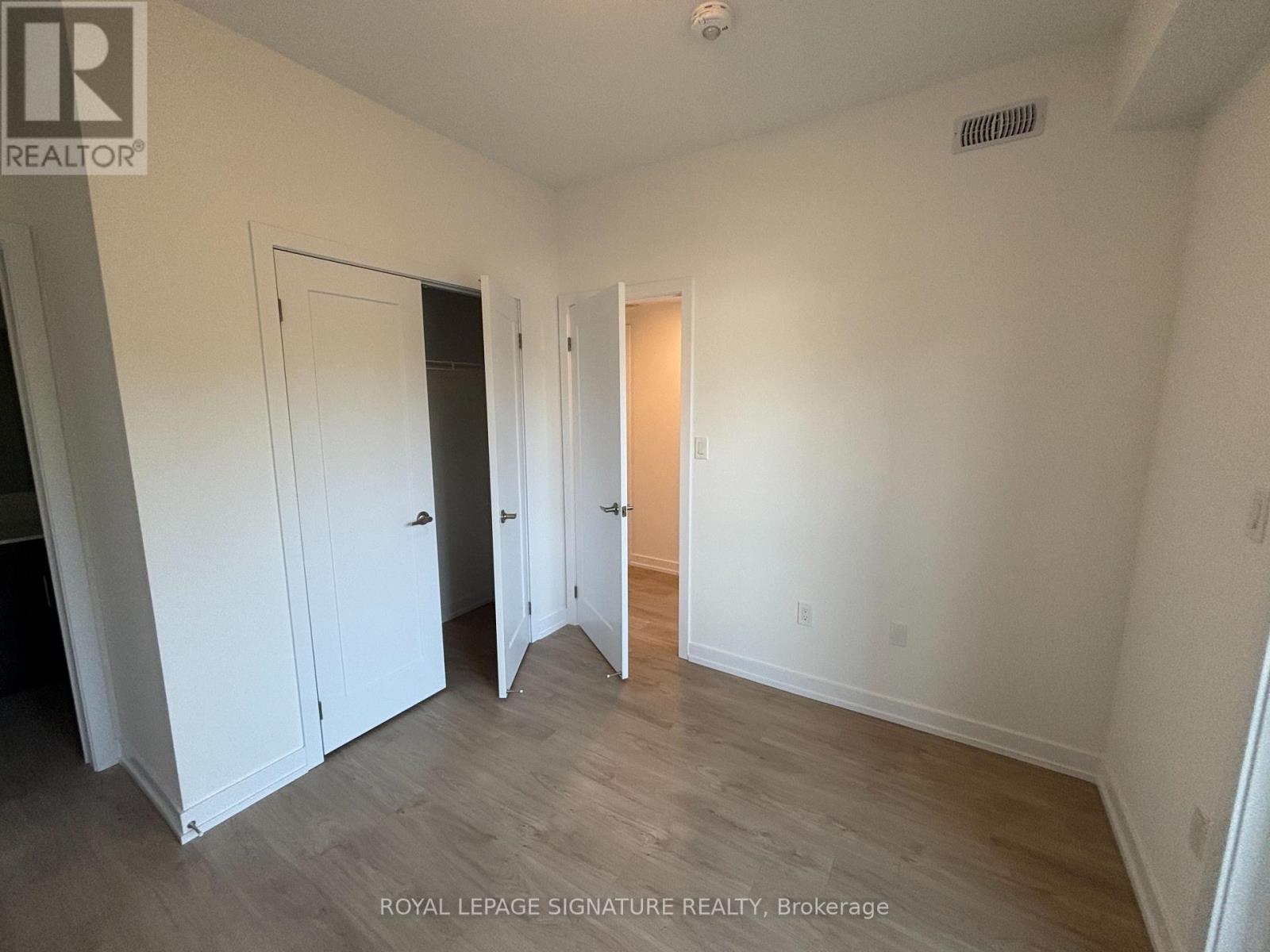 42 Lowes Road West — photo 16