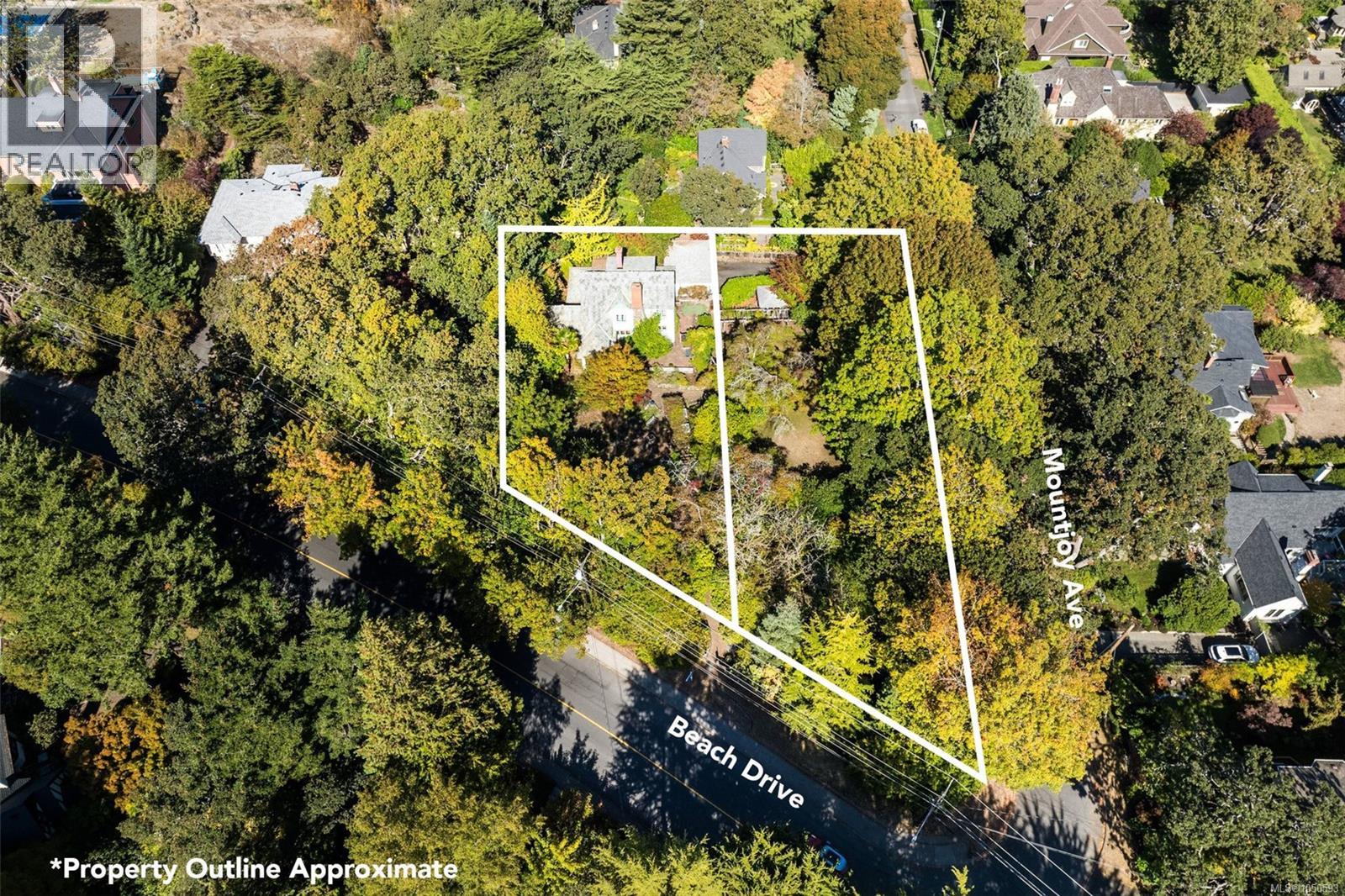  30 Beach Drive, Oak Bay