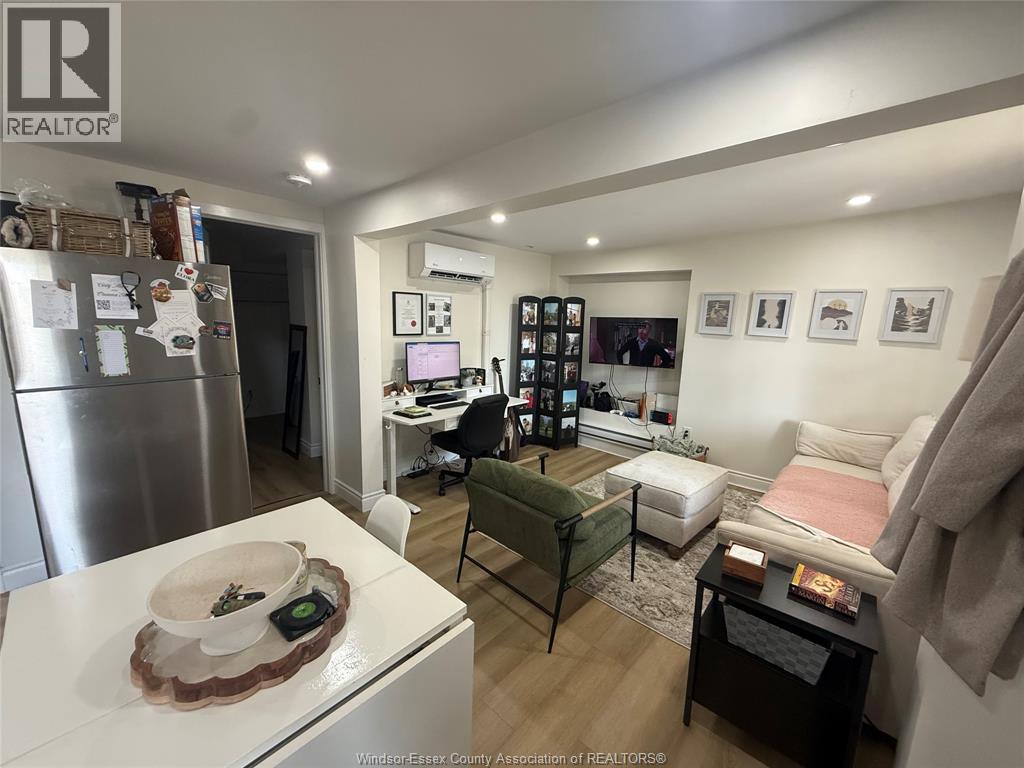 786 Chatham Unit# 1, Windsor — photo 2