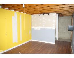 83 Amberly Co Nw, Edmonton, AB T5A2H9 Photo 19