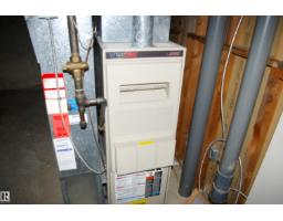 83 Amberly Co Nw, Edmonton, AB T5A2H9 Photo 22