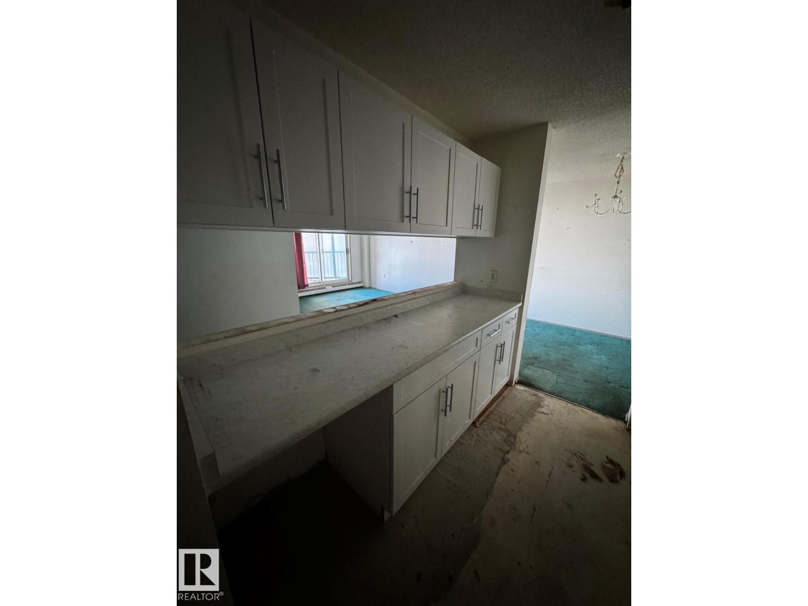 #303 9620 174 ST NW - 8