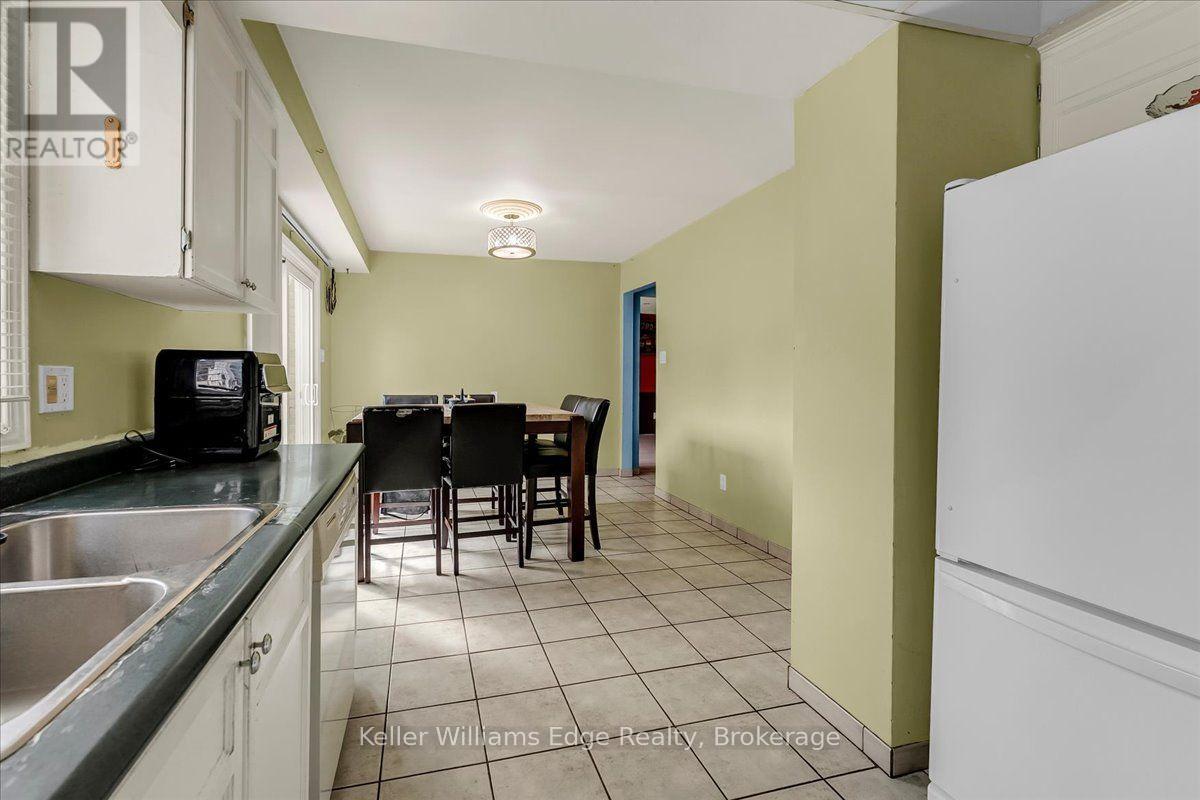 3346 PALMER DRIVE - 21