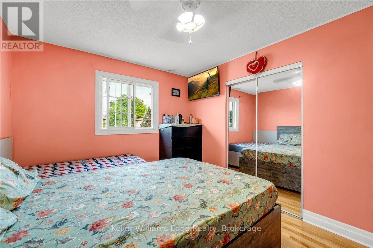 3346 PALMER DRIVE - 32