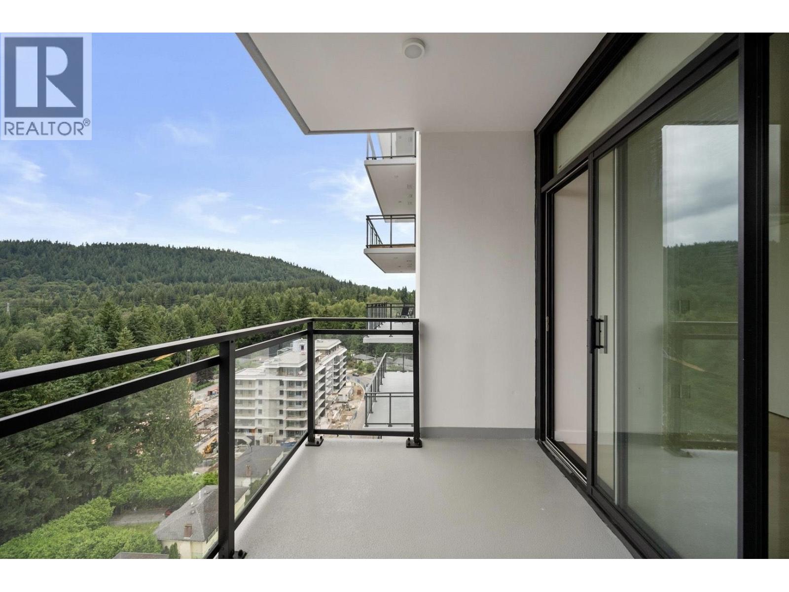 2XXX 626 CLAREMONT STREET, Coquitlam