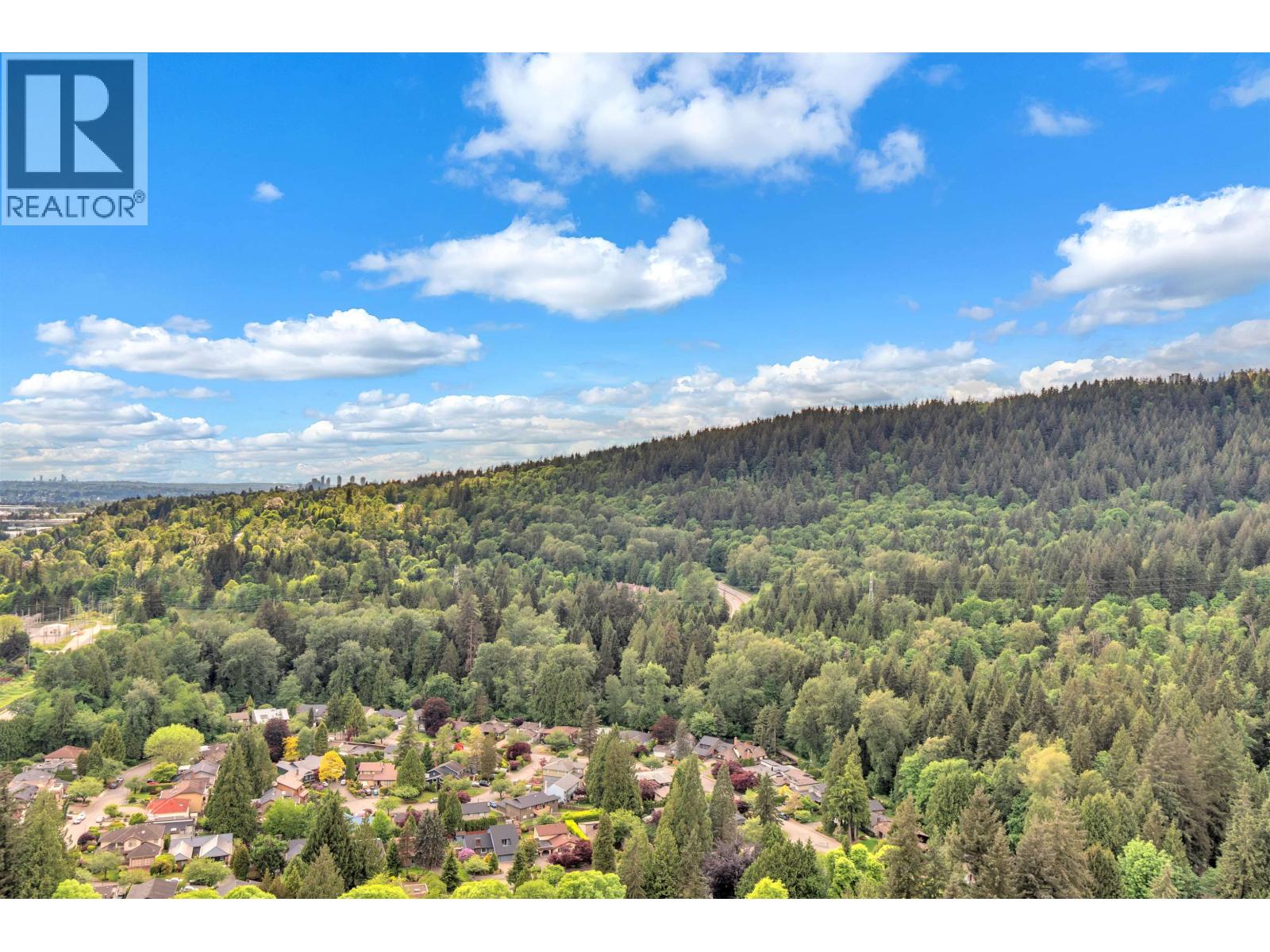 2XXX 626 CLAREMONT STREET, Coquitlam