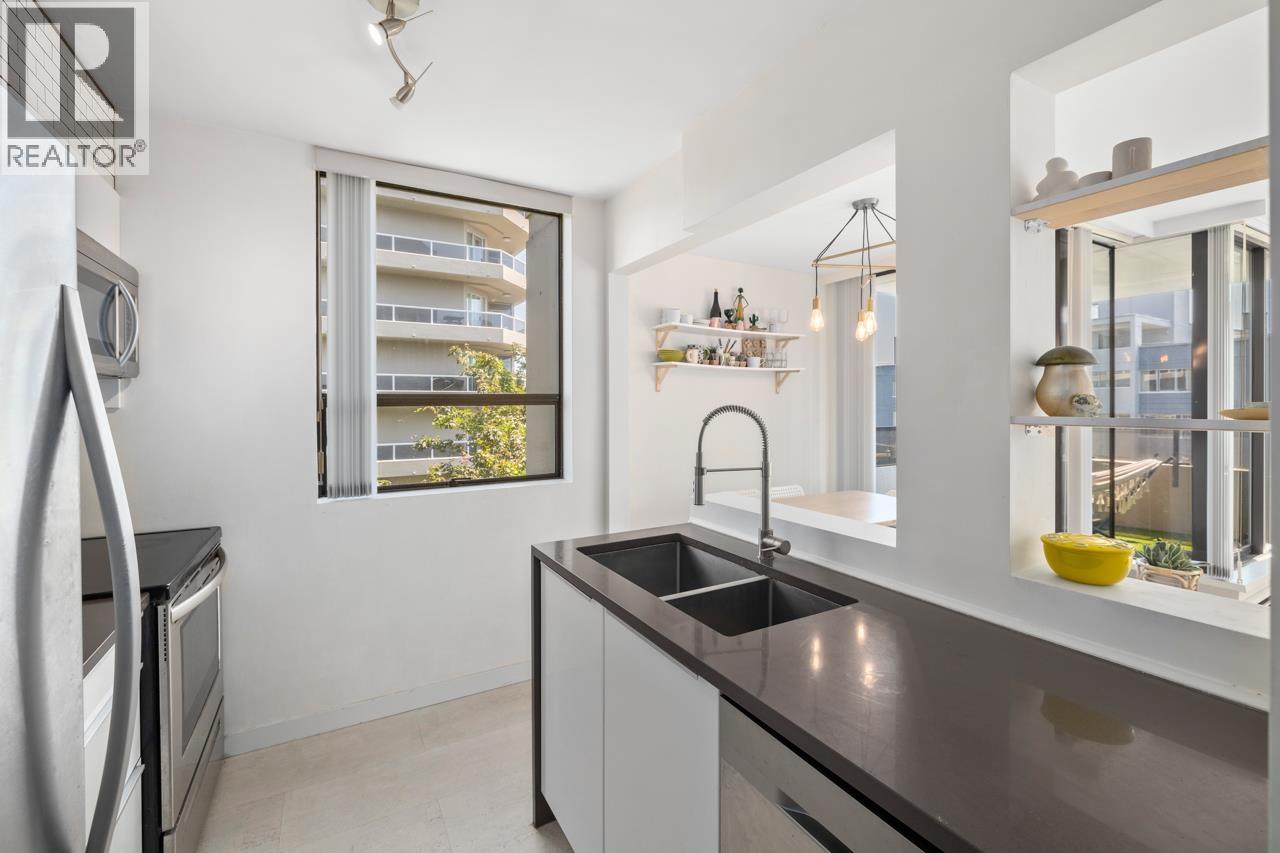 1737 DUCHESS AVENUE, West Vancouver