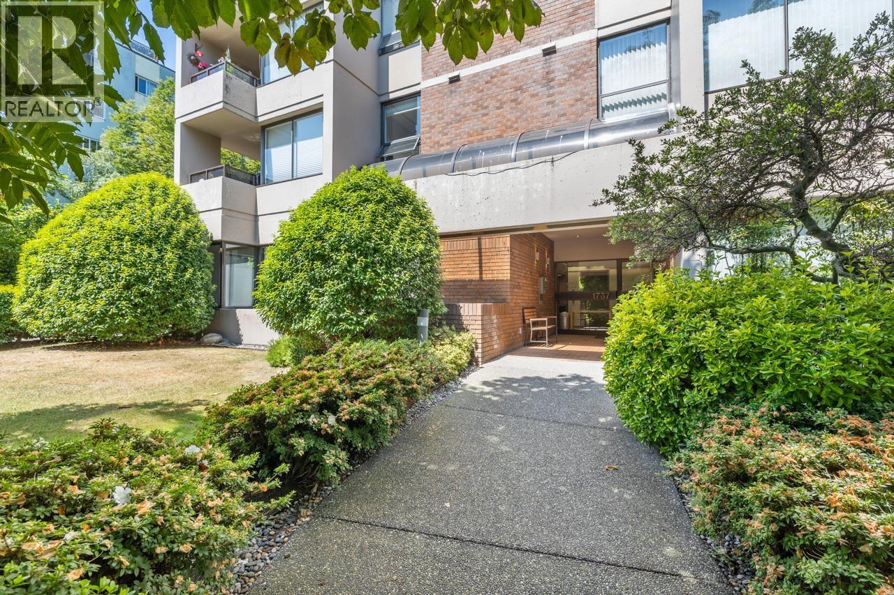 1737 DUCHESS AVENUE, West Vancouver